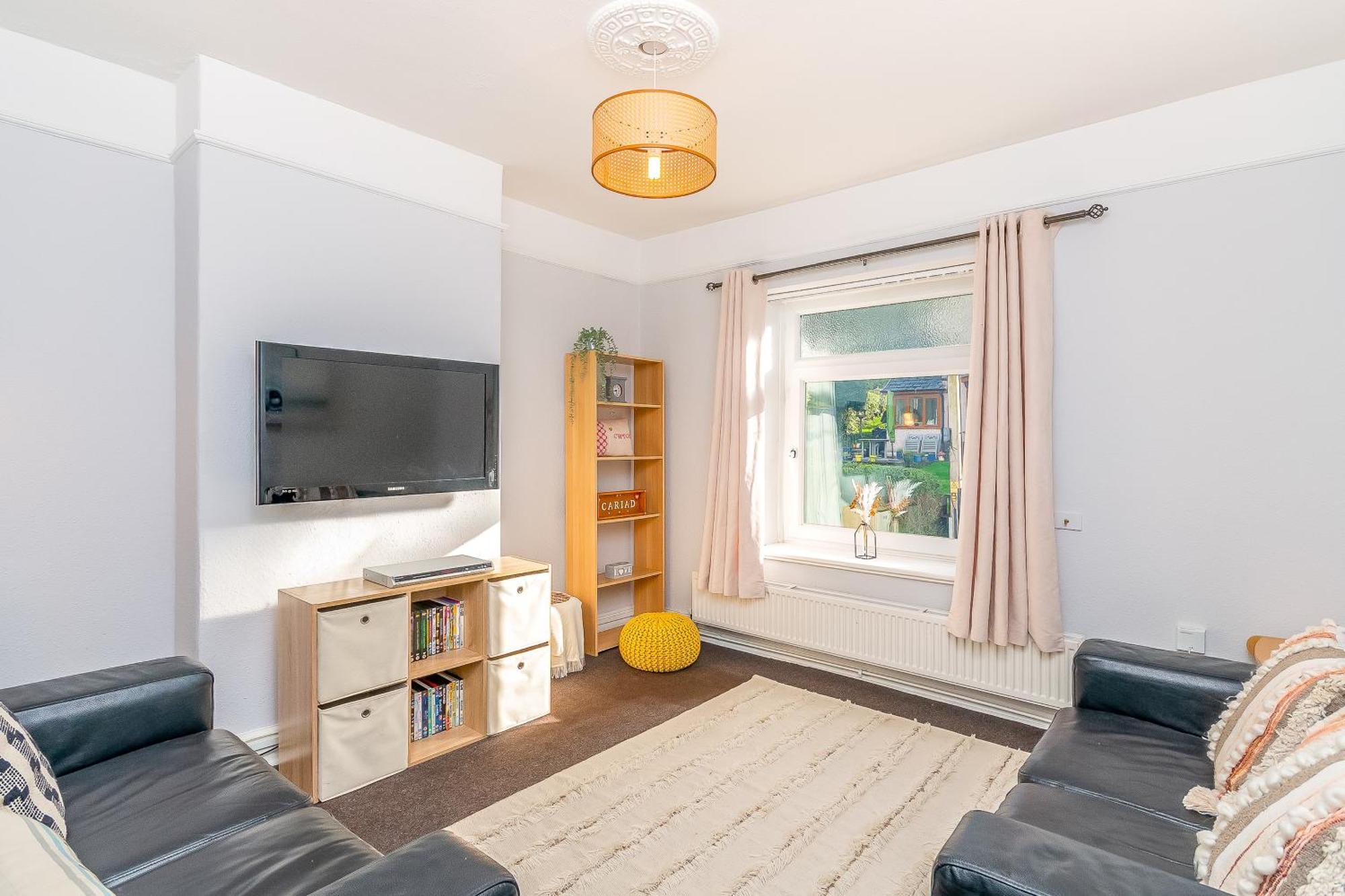 The View Spacious Apartment In Afan Forest Bike Park By Staystaycations Port Talbot Eksteriør bilde