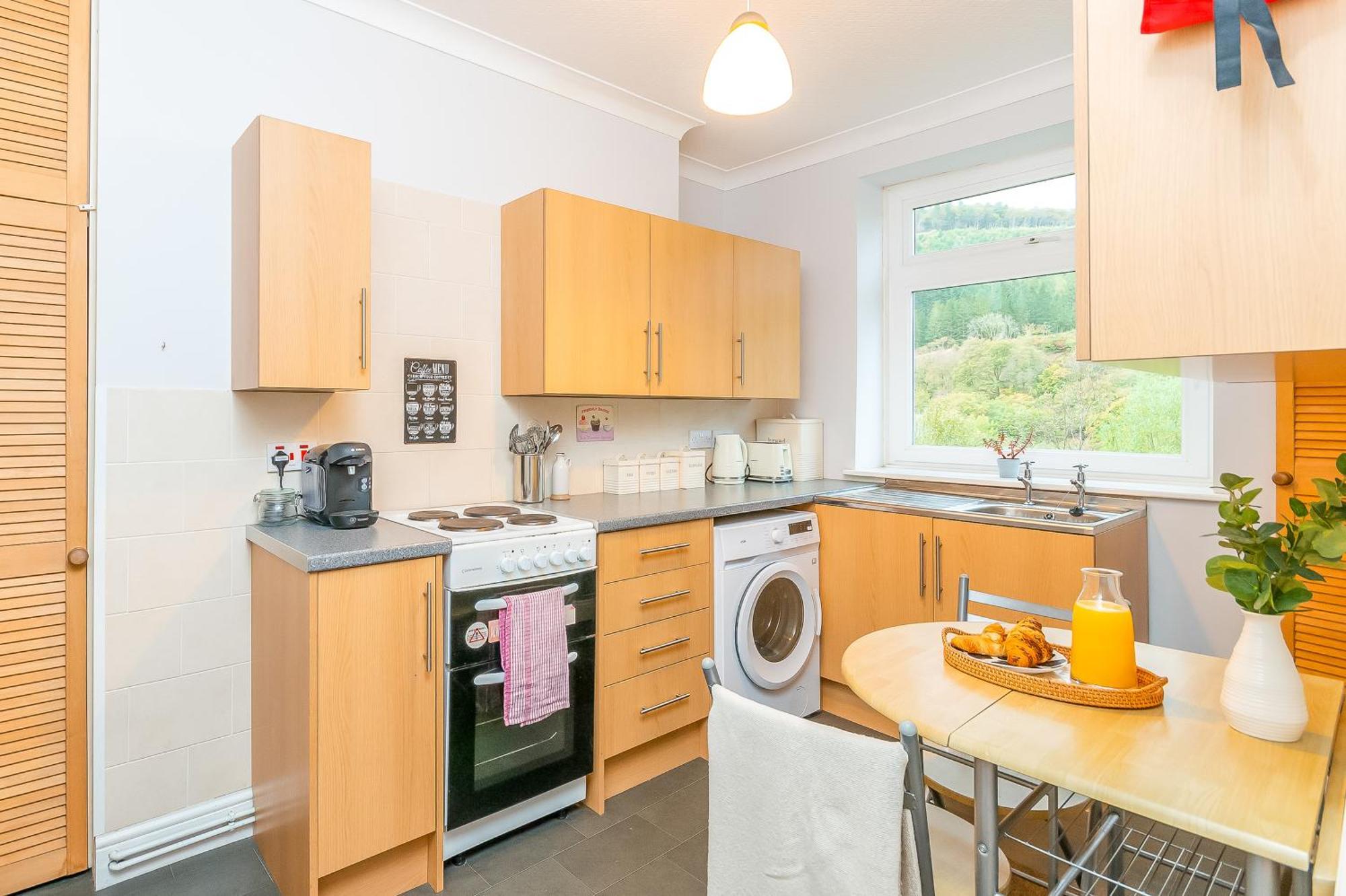 The View Spacious Apartment In Afan Forest Bike Park By Staystaycations Port Talbot Eksteriør bilde